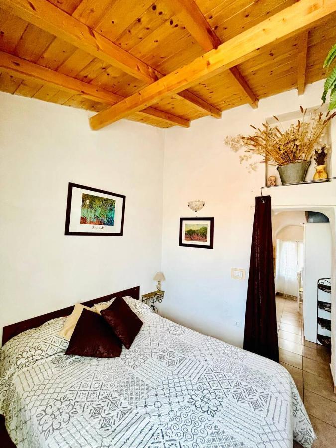 Ca' De Raffe' Apartment Lingueglietta Exterior photo